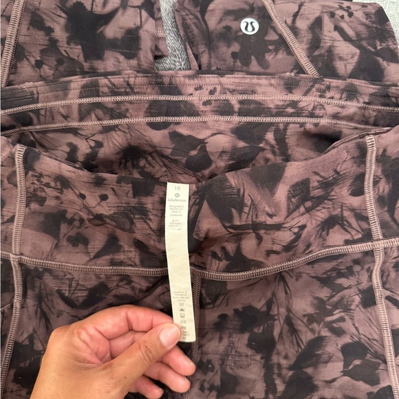 Lululemon leggings - Picture 2 of 2